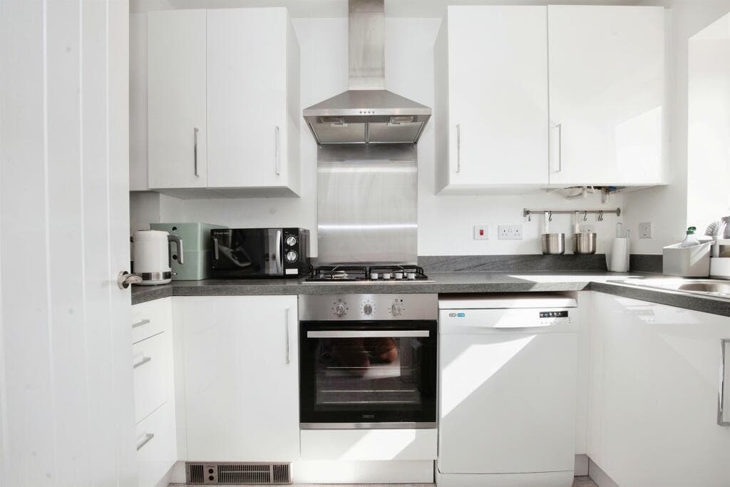 2-bedroom house in Rugby - Photo 5