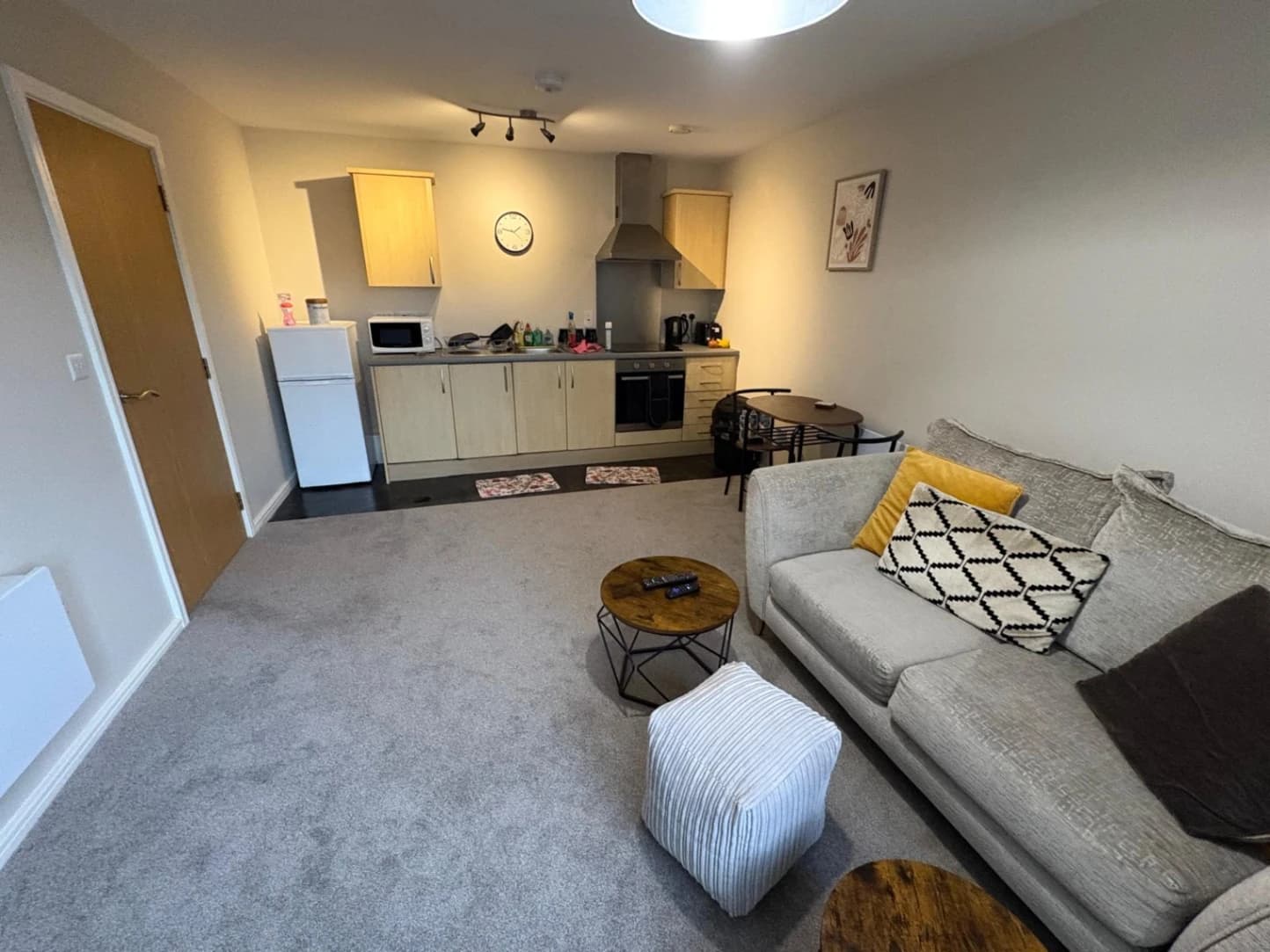 1 bedroom ground floor flat - Photo 2