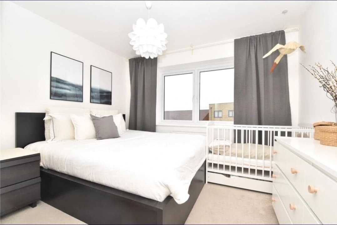 2 Bedroom Chelmsford Essex CM2 - Photo 4