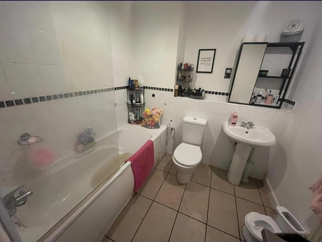 Dartford 2 bedroom apartment - Photo 3