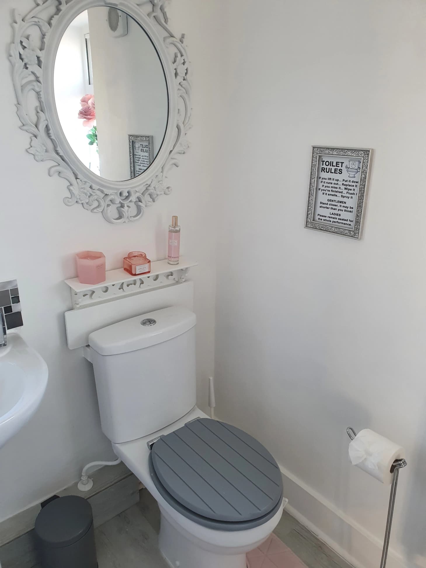 A LARGE STYLISH AND CLEAN DOUBLE ROOM - Photo 7